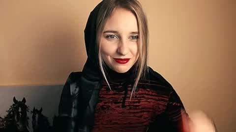 Snapshot of _nicole_new chatting on 10.31.25 Nica online show from 10.31.25