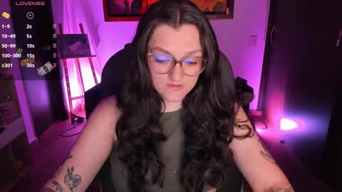 Snapshot of _peach__ chatting on 01.14.25 violeta ig online show from 01.14.25