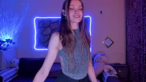 Snapshot of _pornunicorn chatting on 10.22.25 pornUnicorn online show from 10.22.25