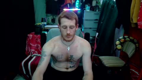 Snapshot of _redxxx chatting on 01.21.25 REDxxx online show from 01.21.25