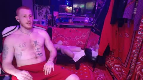 Snapshot of _redxxx chatting on 02.17.25 REDxxx online show from 02.17.25