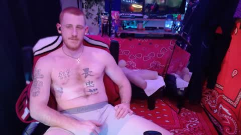 Snapshot of _redxxx chatting on 02.17.25 REDxxx online show from 02.17.25