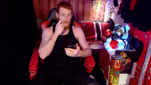 Snapshot of _redxxx chatting on 09.25.25 REDxxx online show from 09.25.25