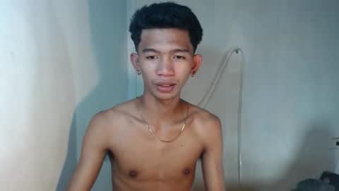 Snapshot of _rellvanxx chatting on 11.17.25 _rellvanxx online show from 11.17.25