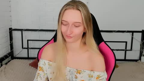 I am Rina online show from 01.03.25