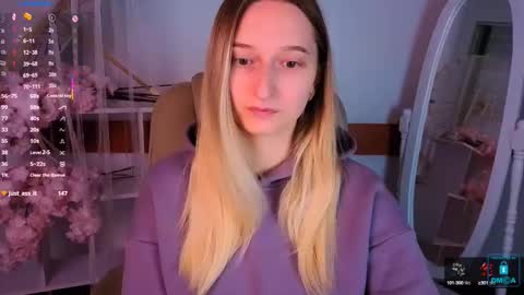 I am Rina online show from 10.12.25