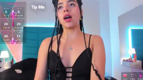 Snapshot of _samara_conner chatting on 02.19.25 Samara online show from 02.19.25