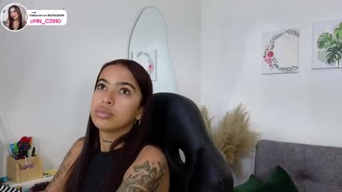 Snapshot of _sophiebrown__ chatting on 01.22.25 Andrea The Next Stream Wednesday online show from 01.22.25