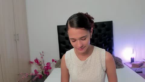 Sussi online show from 01.30.25