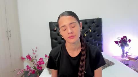 Sussi online show from 02.17.25