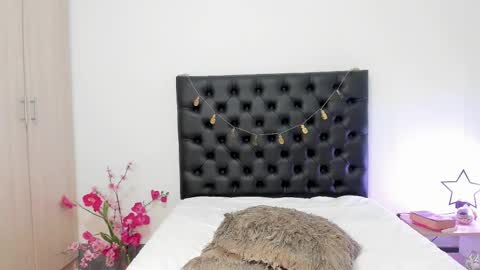 Sussi online show from 02.28.25