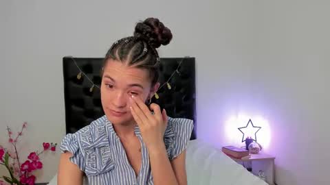 Sussi online show from 03.07.25