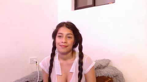 Snapshot of _tommyandanabel_ chatting on 01.19.25 tommy and anabel online show from 01.19.25
