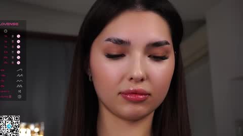 Anna online show from 02.15.25