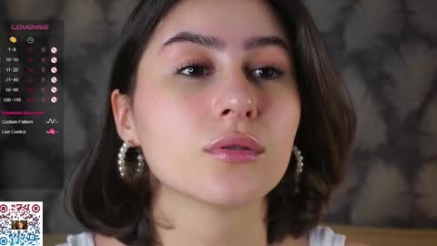 Anna online show from 02.20.25