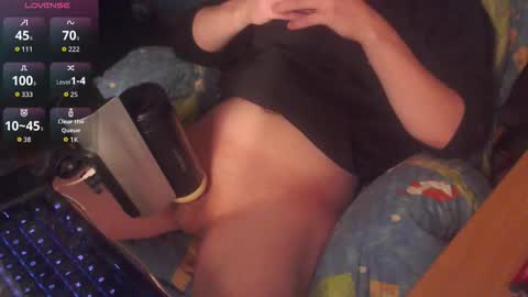 _yourcuteboy_ online show from 12.04.25