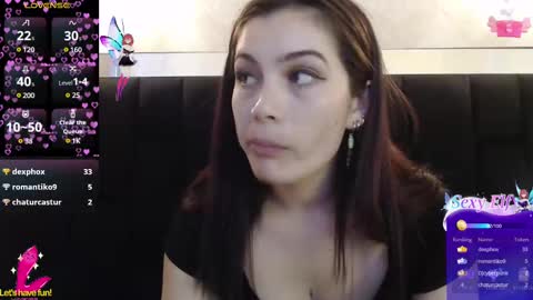 Yuyi online show from 02.27.25