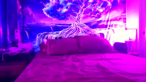 Snapshot of a_bad_guy_duh chatting on 10.04.25 a_bad_guy_duh online show from 10.04.25