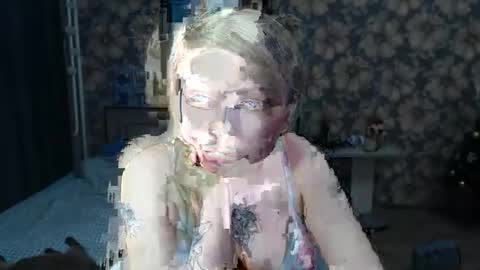 Snapshot of aalicebubble chatting on 01.15.25 Alice online show from 01.15.25