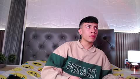 Snapshot of aaron_blink1 chatting on 12.12.24 Aaron online show from 12.12.24