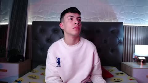 Snapshot of aaron_blink1 chatting on 12.16.24 Aaron online show from 12.16.24