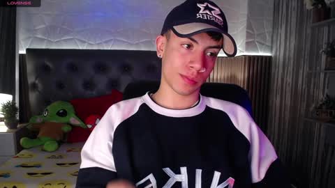 Snapshot of aaron_blink1 chatting on 12.20.24 Aaron online show from 12.20.24