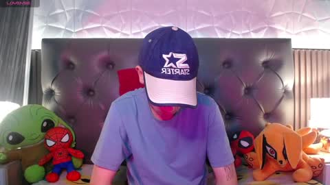 Snapshot of aaron_blink1 chatting on 01.28.25 Aaron online show from 01.28.25