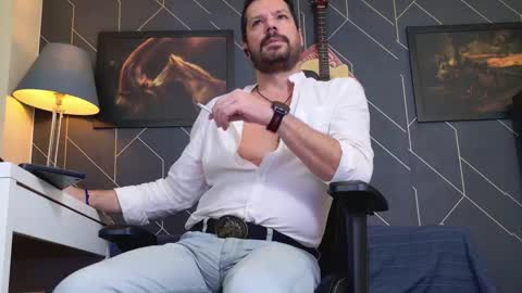 Aaron online show from 11.15.25