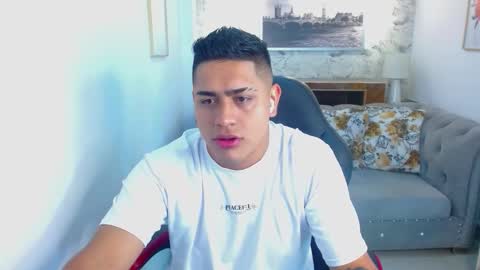 Aaron online show from 09.09.25