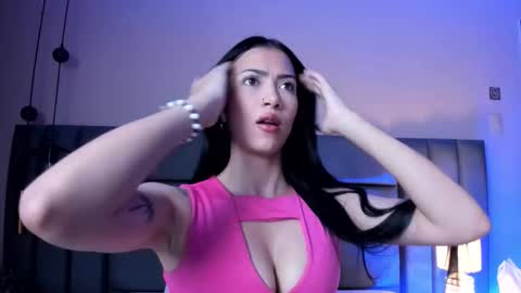 Snapshot of abbiejoness_ chatting on 11.20.25 Abbie Joness online show from 11.20.25