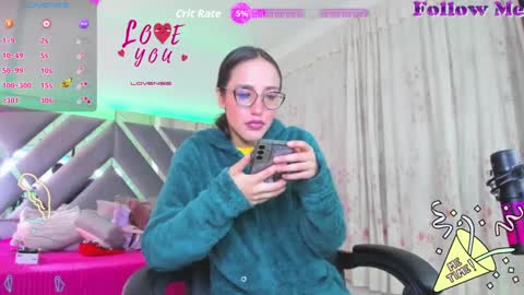 Snapshot of abby_esposiito chatting on 09.29.25 abby_esposiito online show from 09.29.25