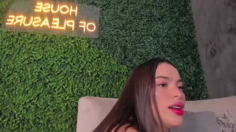 Snapshot of abby_me chatting on 02.06.25 A B B Y online show from 02.06.25