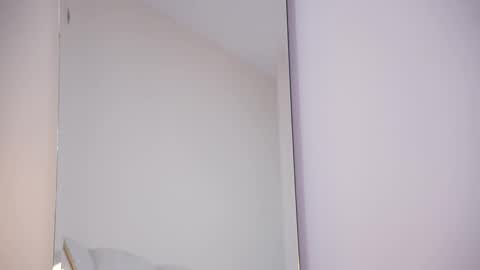 Snapshot of abby_me chatting on 11.11.25 A B B Y online show from 11.11.25