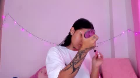 Snapshot of abby_rousee chatting on 10.20.25 abby_rousee online show from 10.20.25