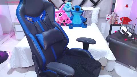 Snapshot of abby_sexyxx chatting on 12.07.24 abby sexyxx online show from 12.07.24