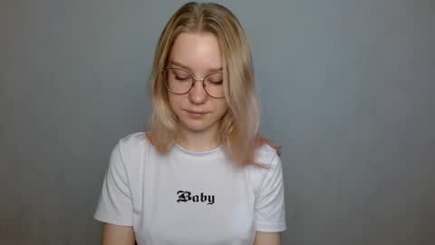 Snapshot of abbymoore__ chatting on 01.13.25 Abby Lovense is active online show from 01.13.25