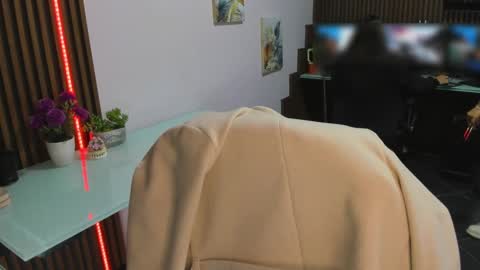 Abby Stones online show from 02.12.25