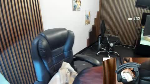 Abby Stones online show from 10.29.25