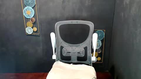 Miss Sophie online show from 11.16.25