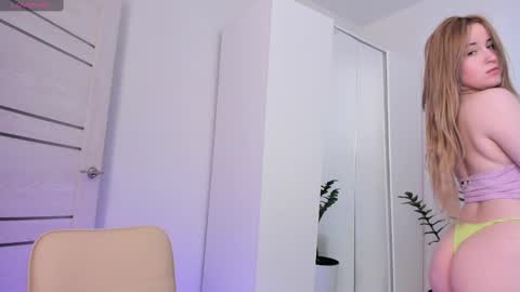 Anna FANSLY yesacid online show from 02.19.25