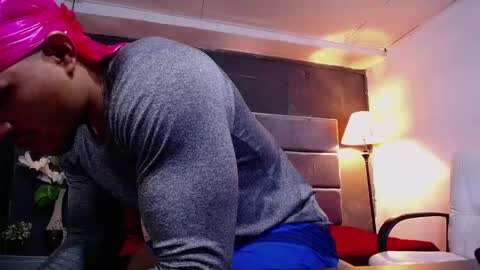 adam_fit19cm online show from 10.09.25