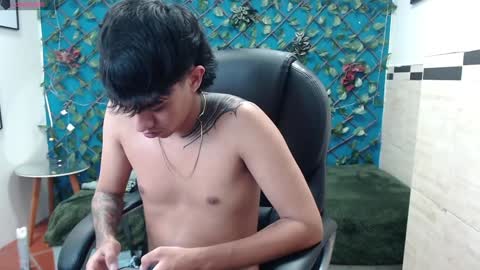 Snapshot of adamcoox chatting on 01.02.25 Adam online show from 01.02.25