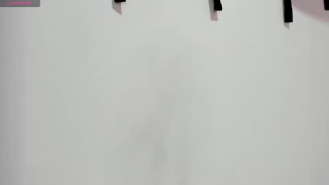 Snapshot of adams_niki chatting on 01.16.25 ADAMS Y NIKI online show from 01.16.25