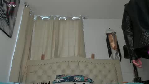Snapshot of adams_ricci chatting on 02.24.25 Adams online show from 02.24.25