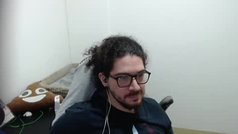 Snapshot of adamussutekh chatting on 10.08.25 Adam online show from 10.08.25