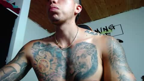 Snapshot of adan_hudson chatting on 01.10.25 Anderson online show from 01.10.25