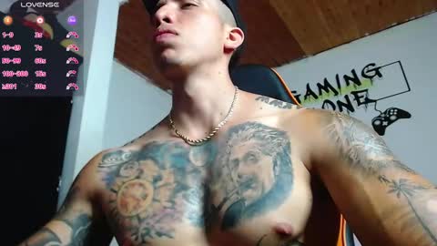 Snapshot of adan_hudson chatting on 01.26.25 Anderson online show from 01.26.25