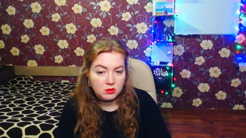 Snapshot of adel_redhead_ chatting on 01.10.25 Adel online show from 01.10.25