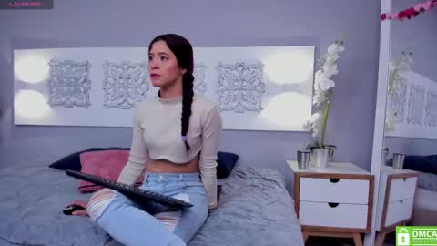 Snapshot of adelaa_11 chatting on 02.19.25 Adela Worsth online show from 02.19.25