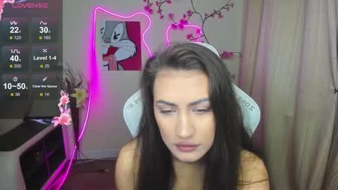 Snapshot of adeleluu chatting on 11.30.25 Adel online show from 11.30.25